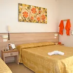 La Capinera 3*