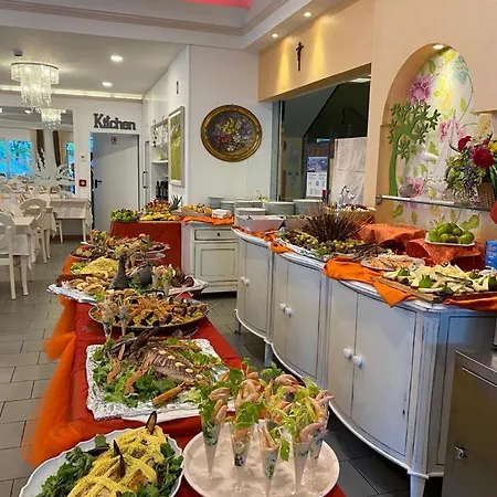 酒店 卡皮内拉酒店 3*