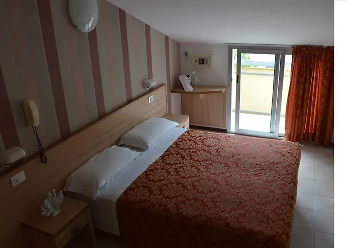 Hotel La Capinera 3*